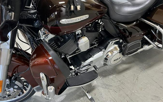 2011 Harley-Davidson Touring FLHTK - Electra Glide Ultra Limited