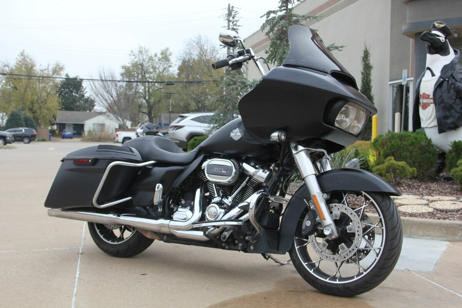 2022 Harley-Davidson Road Glide Special