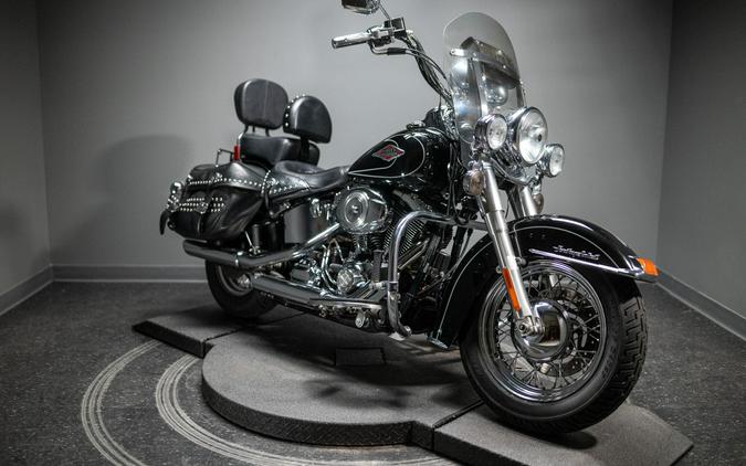 2011 Heritage Softail® Classic (FLSTC)