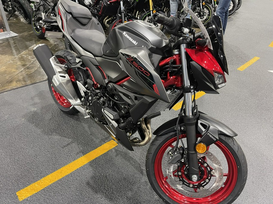 2024 KAWASAKI Z500 SE ABS