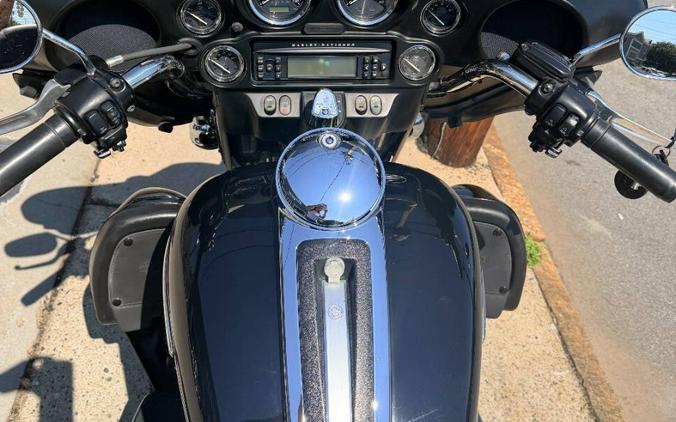 2011 Harley-Davidson Ultra Limited FLHTK