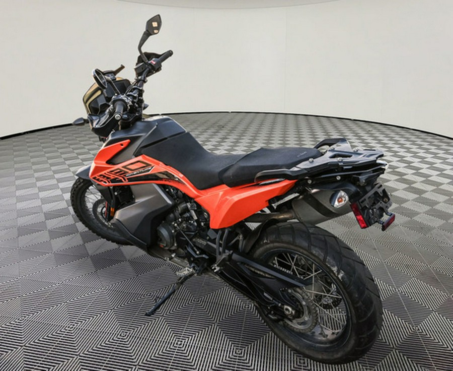 2022 KTM Adventure 890