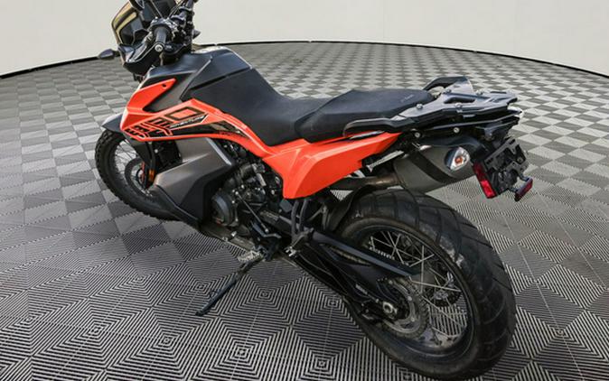 2022 KTM Adventure 890