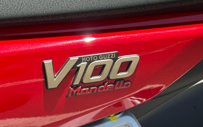 2024 Moto Guzzi V100 Mandello