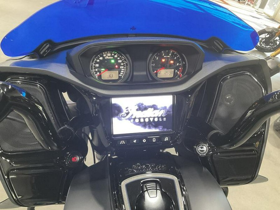 2023 Indian Motorcycle® Challenger® Elite Sapphire Blue Smoke