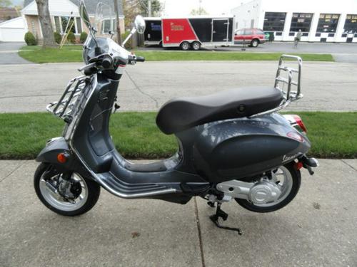 2022 Vespa Primavera 50 Touring