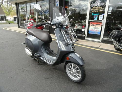 2022 Vespa Primavera 50 Touring