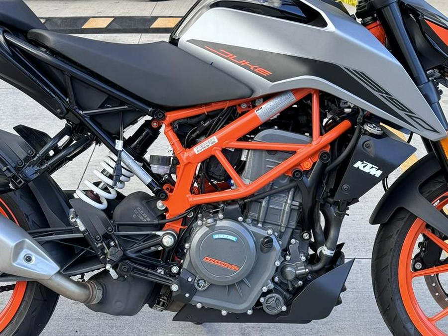 2022 KTM 390 Duke