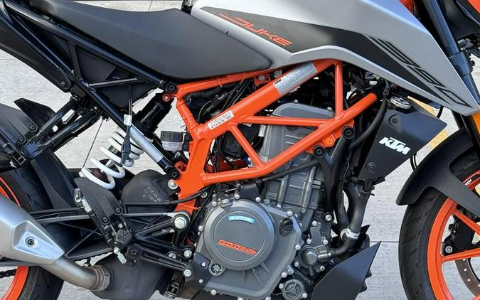 2022 KTM 390 Duke