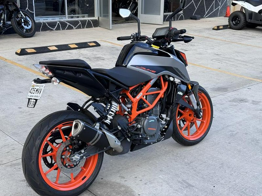 2022 KTM 390 Duke