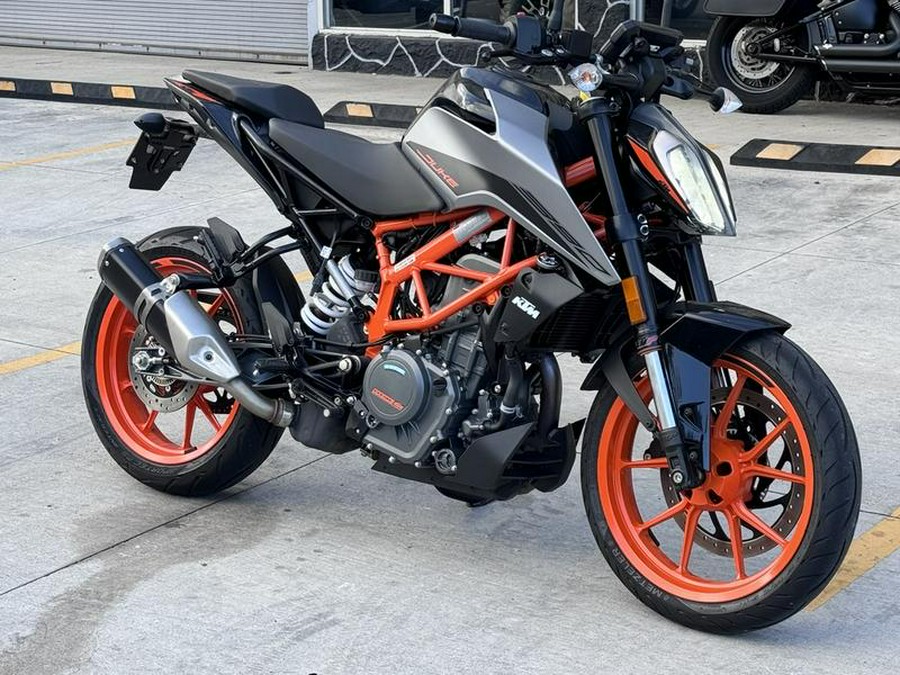 2022 KTM 390 Duke