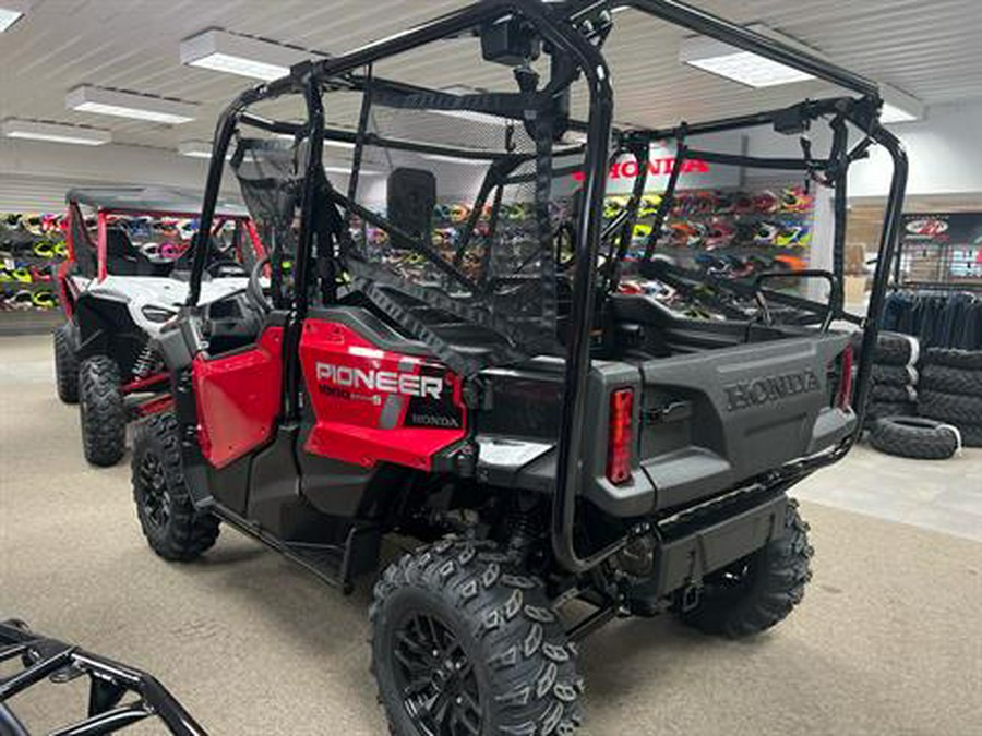 2024 Honda Pioneer 1000-5 Deluxe