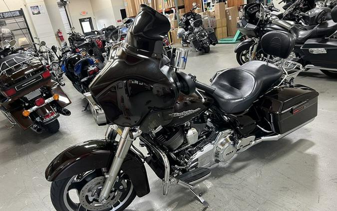 2011 Harley-Davidson FLHX103 - Street Glide Powerpak