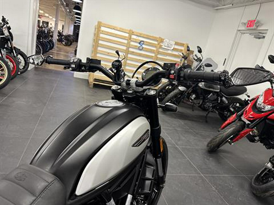 2019 Ducati Scrambler Icon