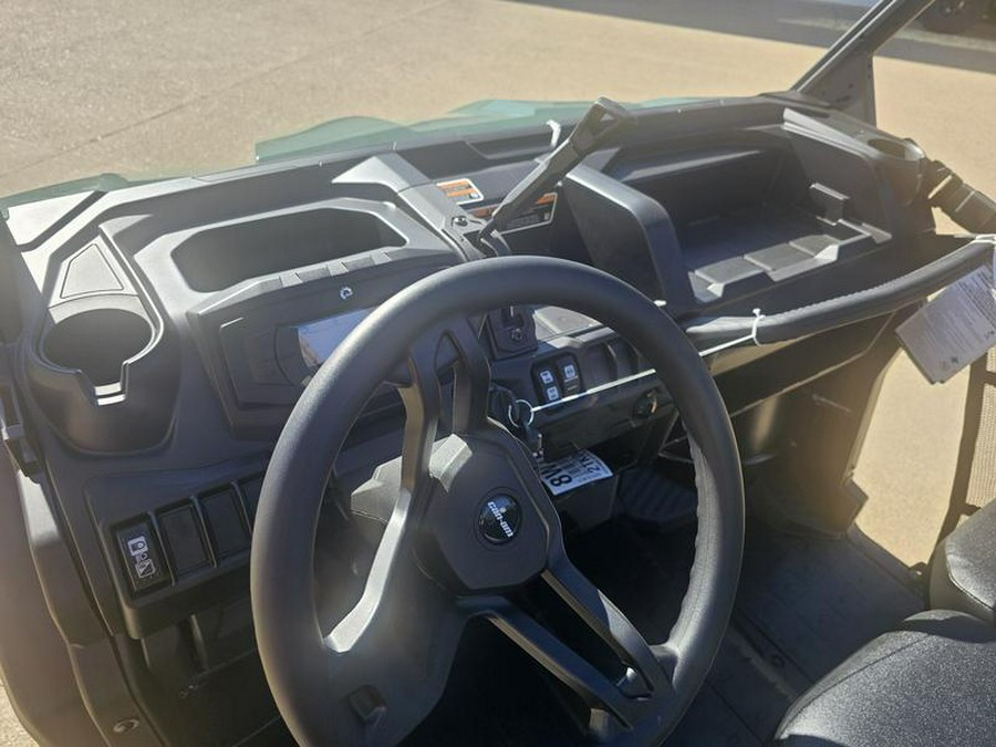 2026 Can-Am® Defender DPS HD7 Compass Green