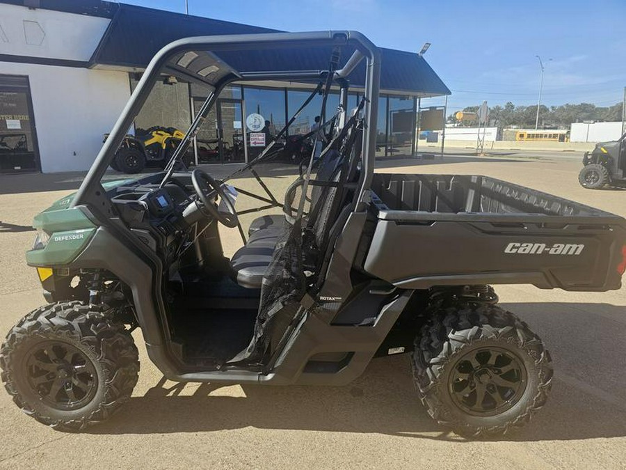 2026 Can-Am® Defender DPS HD7 Compass Green