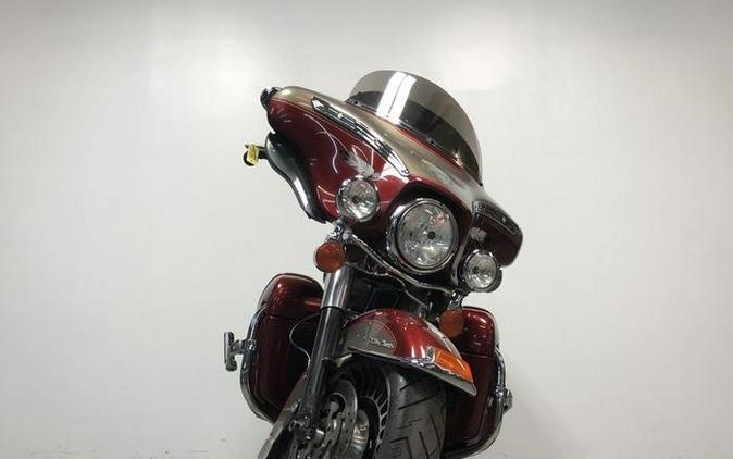 2009 Harley-Davidson® FLHTCU - Ultra Classic® Electra Glide®