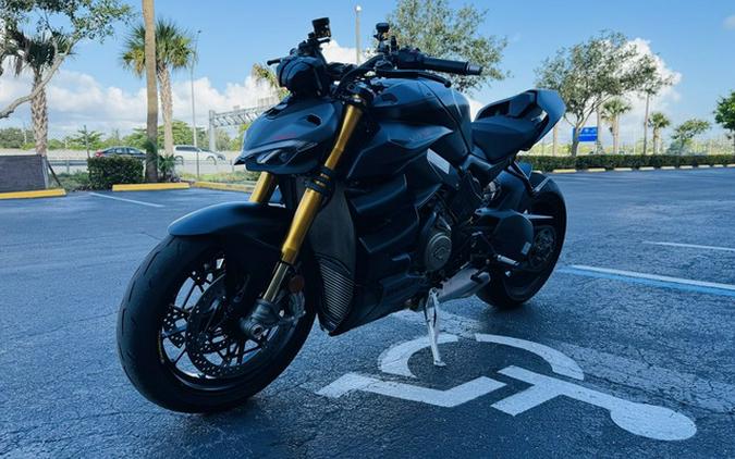 2024 Ducati Streetfighter V4 S Grey & Black
