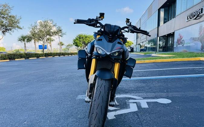 2024 Ducati Streetfighter V4 S Grey & Black