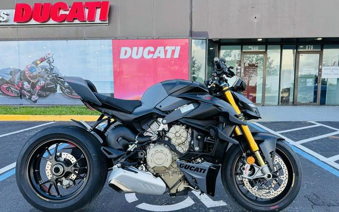 2024 Ducati Streetfighter V4 S Grey & Black