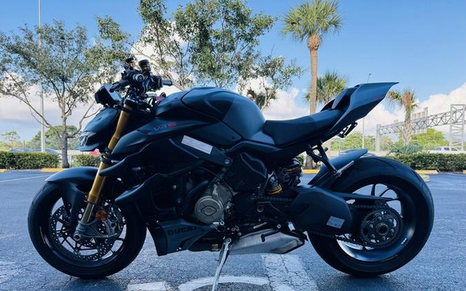 2024 Ducati Streetfighter V4 S Grey & Black