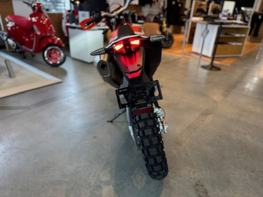 2026 KTM Enduro 690 R