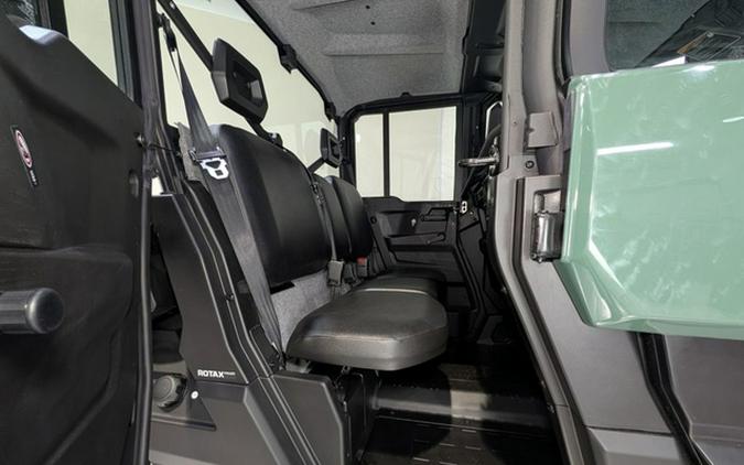 2026 Can-Am Defender MAX DPS CAB HD10