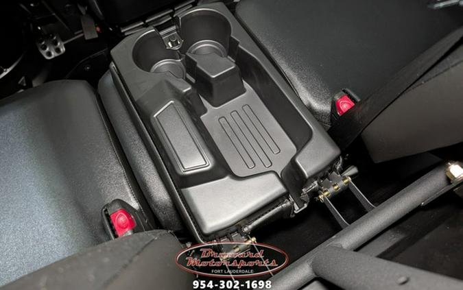 2026 Can-Am Defender MAX DPS CAB HD10