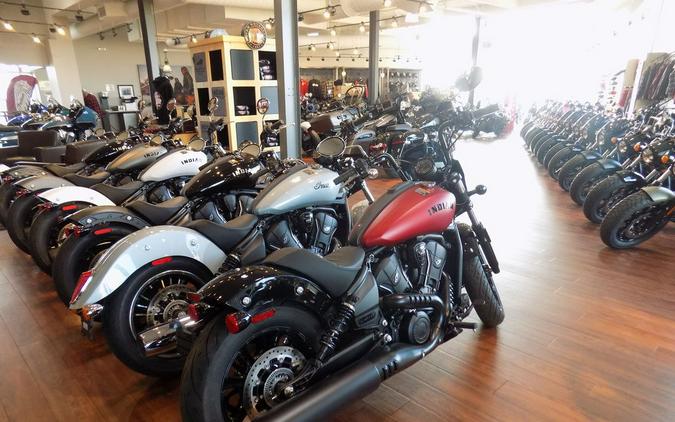 2025 Indian Motorcycle® Sport Scout® Sixty Limited Sunset Red Smoke
