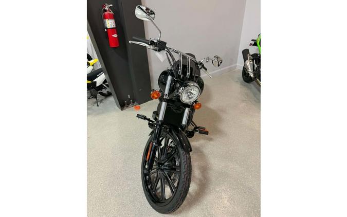 2026 VULCAN 900 CUSTOM - Kawasaki