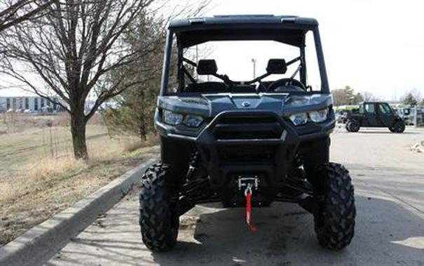 2024 Can-Am Defender XT HD10