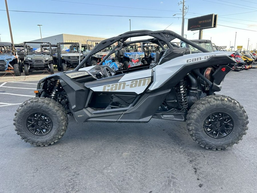 2024 Can-Am® Maverick X3 DS Turbo Catalyst Gray