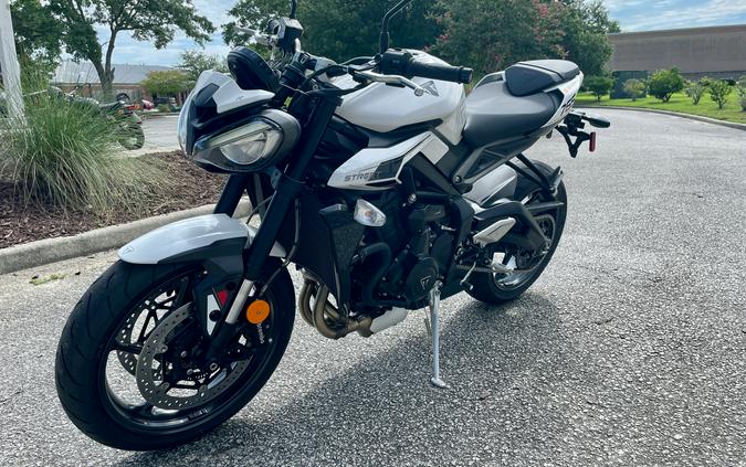 2024 Triumph Street Triple 765 R