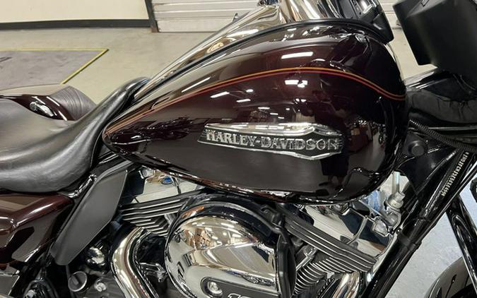 2014 Harley-Davidson Touring FLHTCU - Electra Glide Ultra Classic