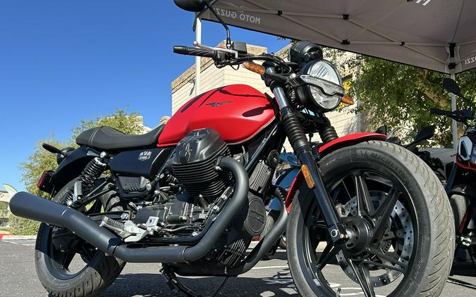 2023 Moto Guzzi V7 Stone