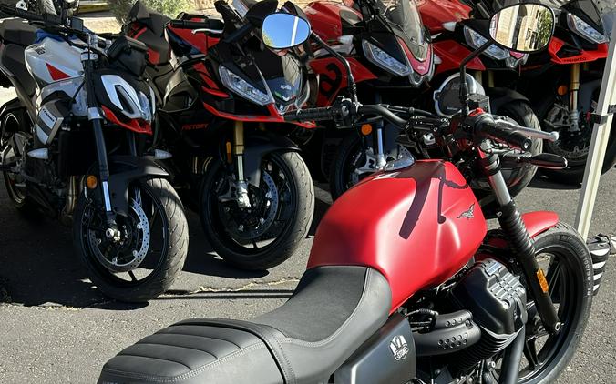 2023 Moto Guzzi V7 Stone