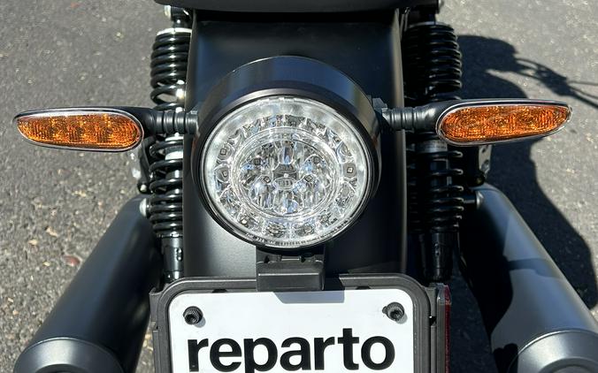 2023 Moto Guzzi V7 Stone