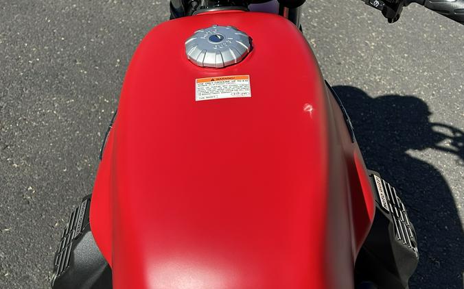 2023 Moto Guzzi V7 Stone