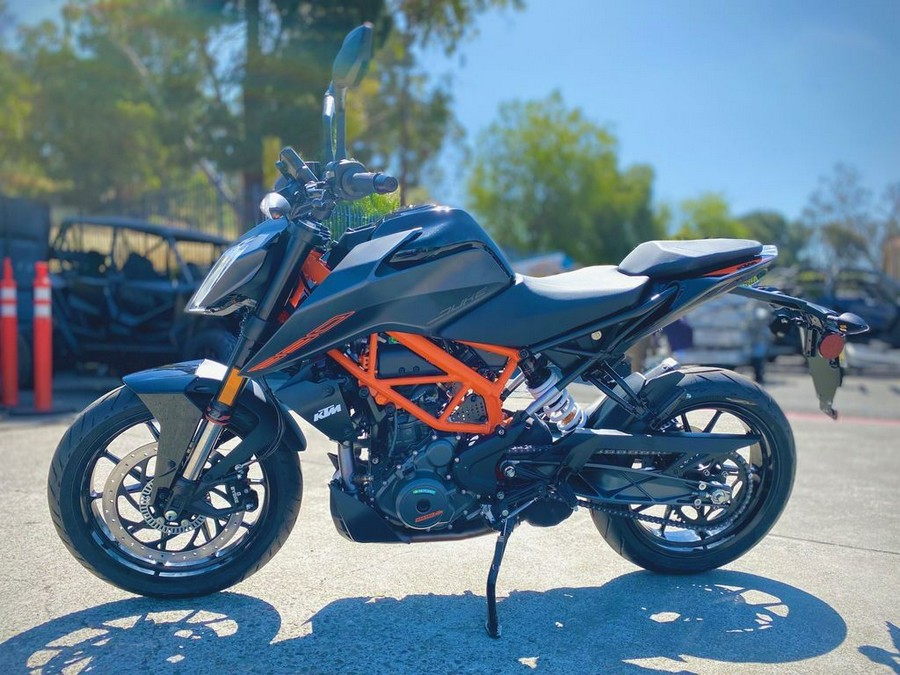 2023 KTM 390 Duke