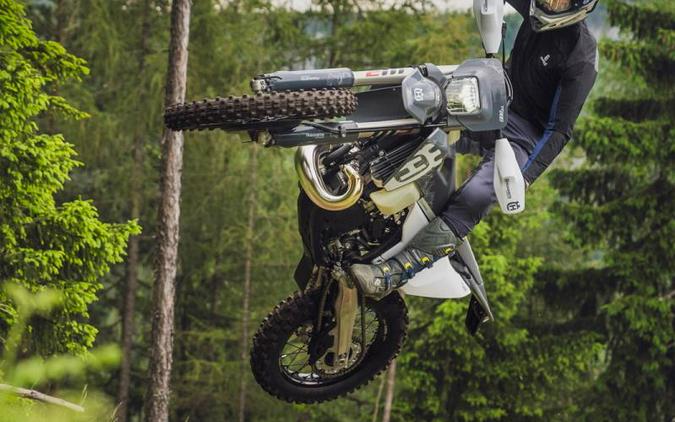 2024 Husqvarna TE 300 Pro First Look [9 Fast Facts]