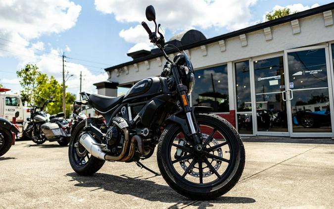 2022 Ducati Scrambler Icon Dark