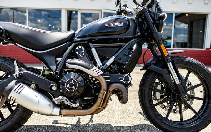 2022 Ducati Scrambler Icon Dark