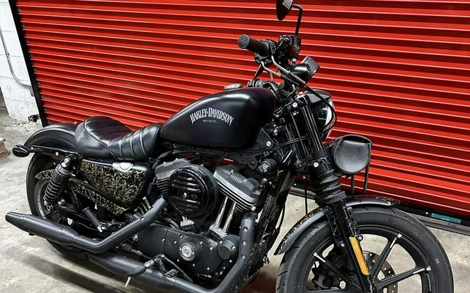 2016 Harley-Davidson® XL883N - Sportster® Iron 883™