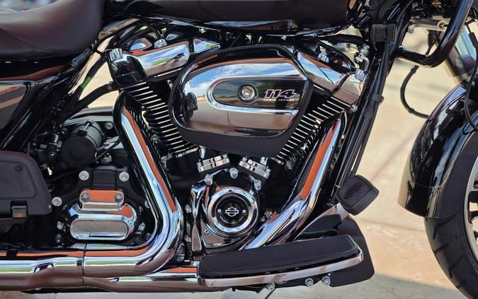 2025 Harley-Davidson® FLTRT - Road Glide® 3