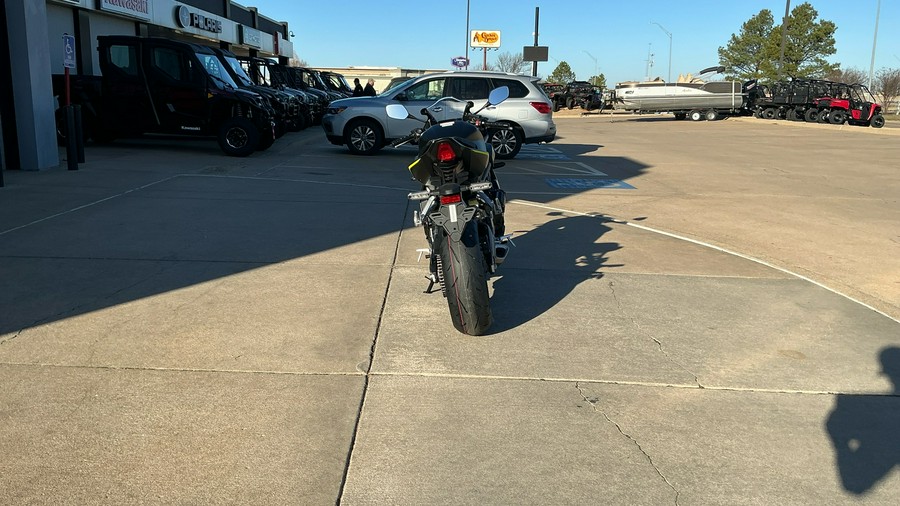 2026 Honda CBR650R E-Clutch