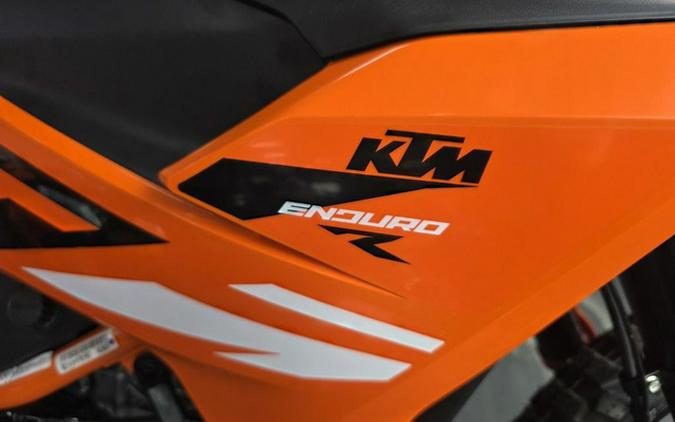 2026 KTM Enduro 390 R