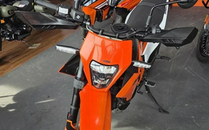 2026 KTM Enduro 390 R