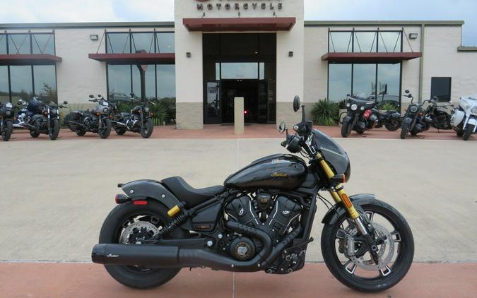 2026 Indian Motorcycle® 101 Scout® Black Crystal with Super Graphite