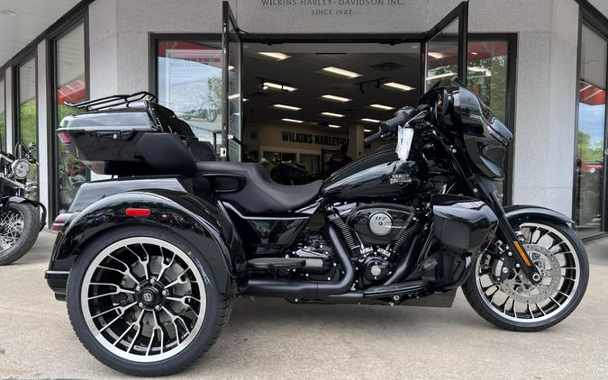 2026 HARLEY-DAVIDSON FLHLT STREET GLIDE 3 LIMITED in Vivid Black with Black Trim