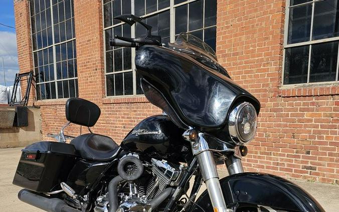 2009 Harley-Davidson® FLHX - Street Glide®